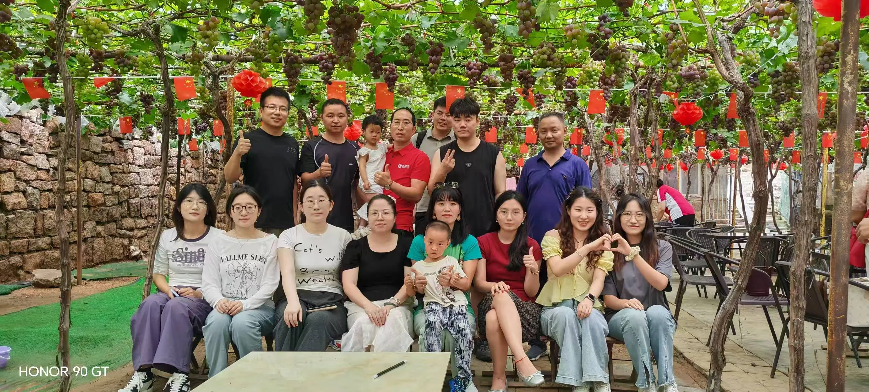 Acara tim Cyjy berfokus pada kompetisi dan kerja tim