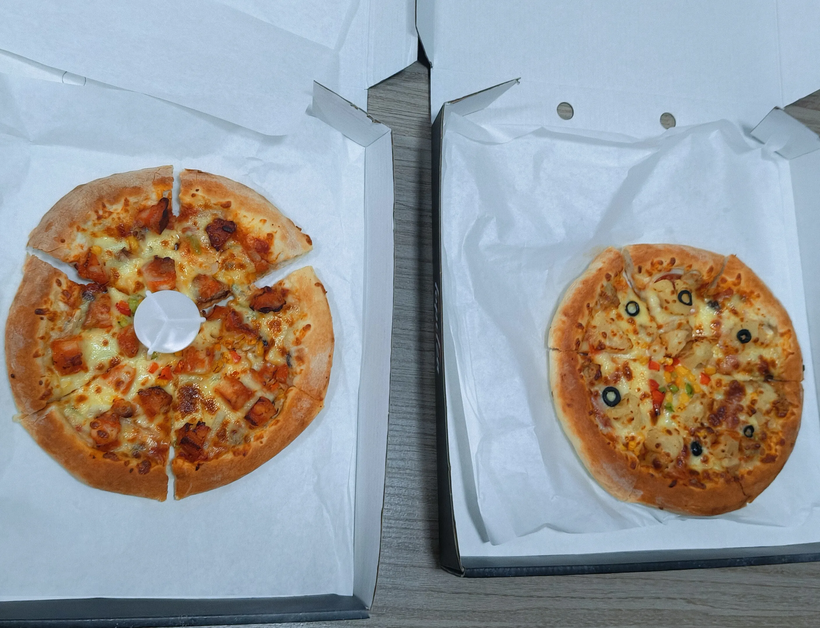 Waktu minum teh sore tim CYJY: pesta pizza memicu percikan kreatif