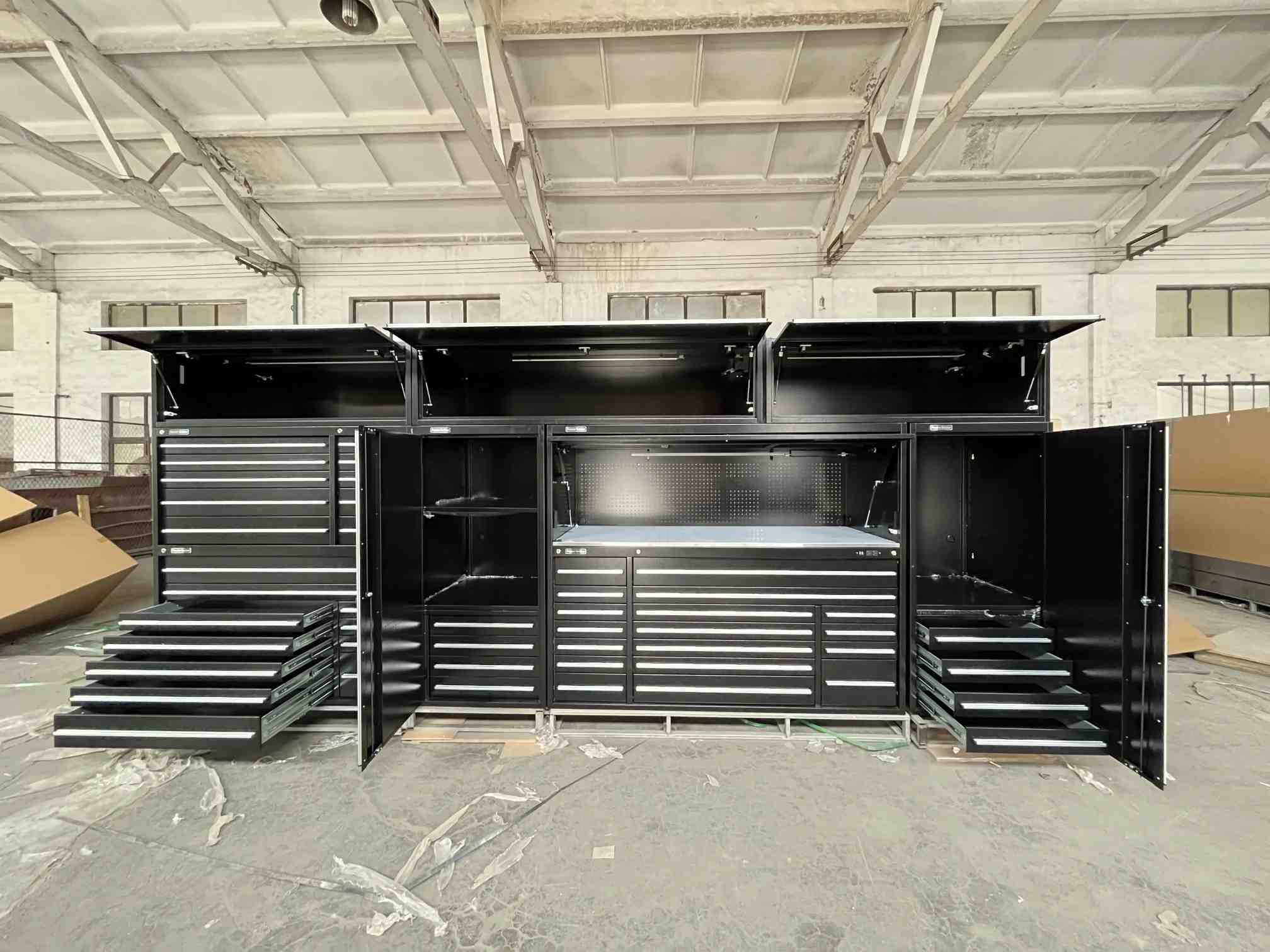 Modul Garage Tool Cabinet